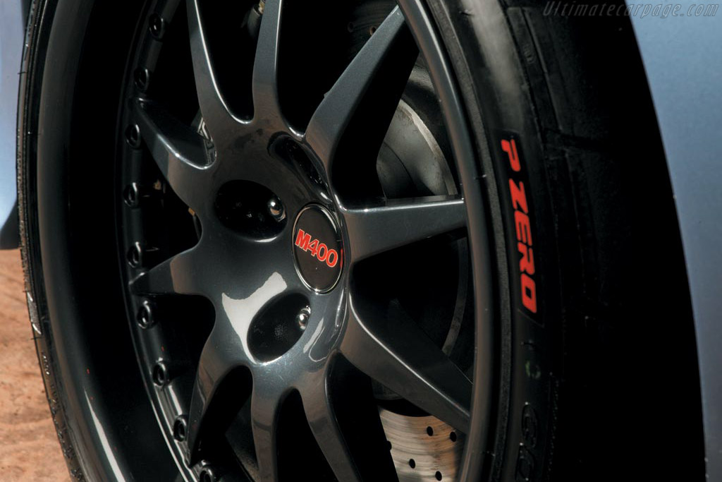 Noble M400