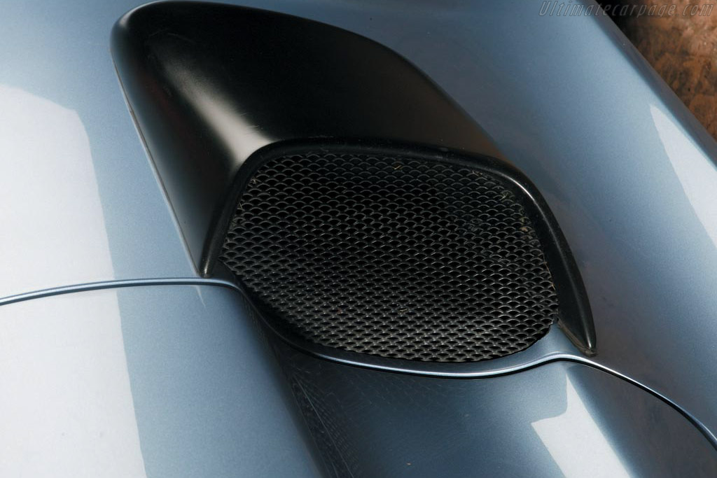 Noble M400
