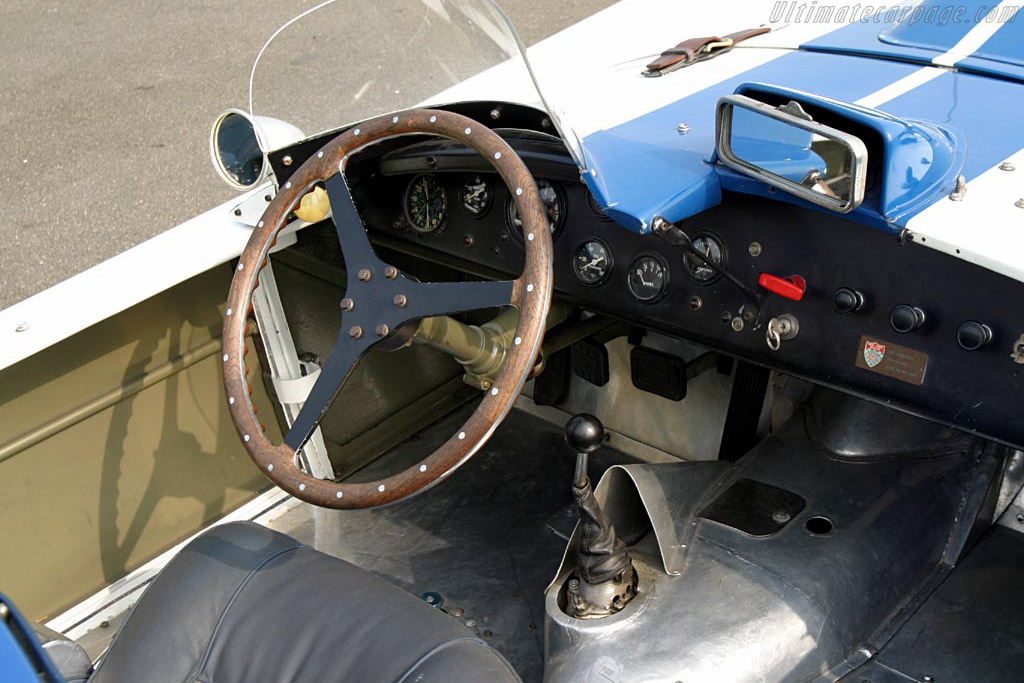 Cunningham C-4R - Chassis: 5216R  - 2004 Le Mans Classic