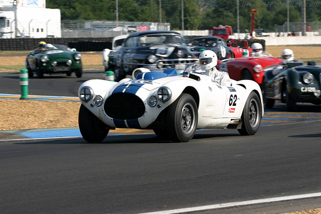 Cunningham C-4R - Chassis: 5216R  - 2004 Le Mans Classic