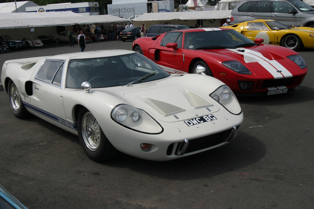 Ford GT40 Mk III - Chassis: M3/1107  - 2004 Le Mans Classic