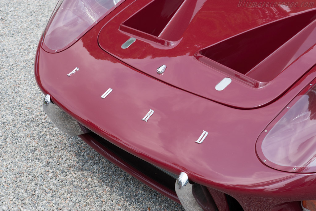 Ford GT40 Mk III - Chassis: M3/1103  - 2012 Concorso d'Eleganza Villa d'Este