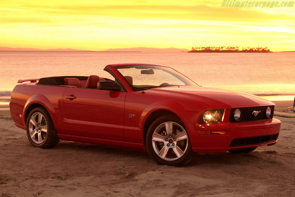Ford Mustang GT Convertible