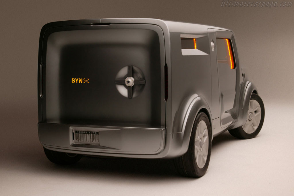 Ford SYNus Concept