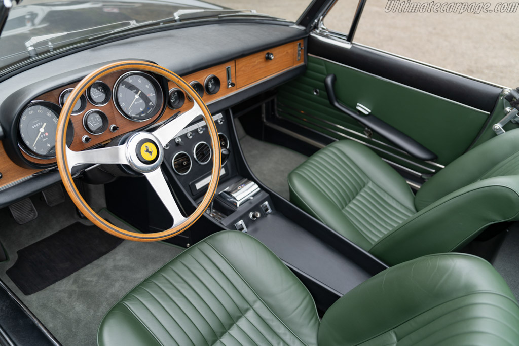 Ferrari 330 GTS