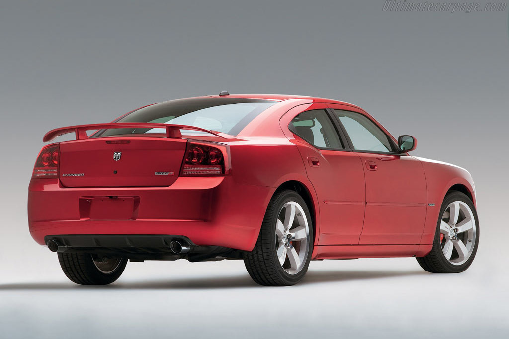 Dodge Charger SRT-8