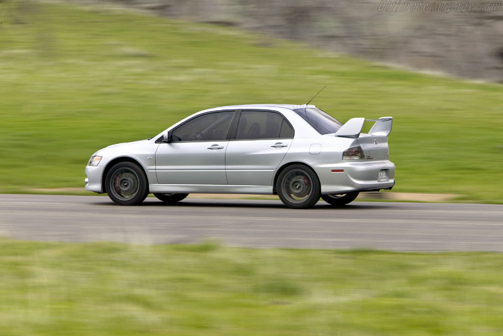 Mitsubishi Lancer EVO IX