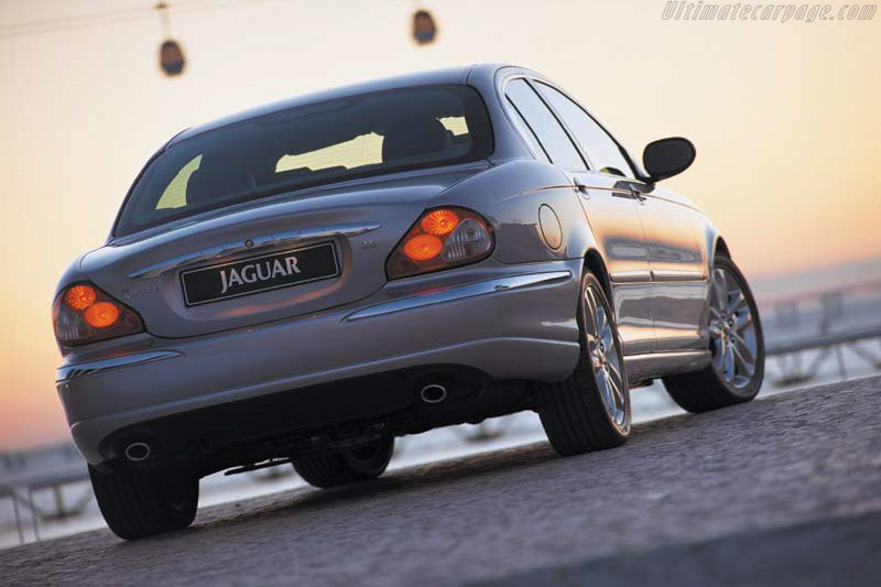 Jaguar X-Type