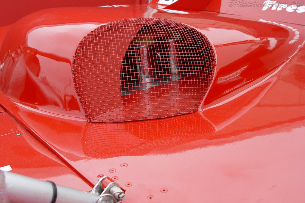 Alfa Romeo T33/3 Spider