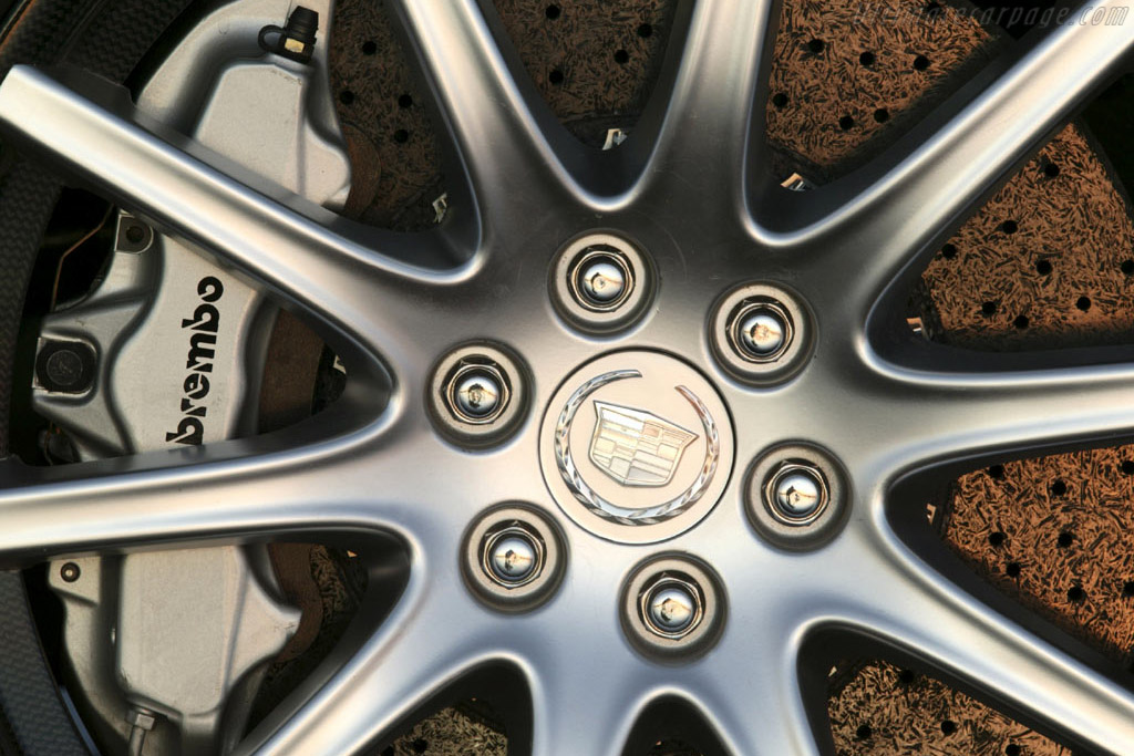 Cadillac STS SAE 100