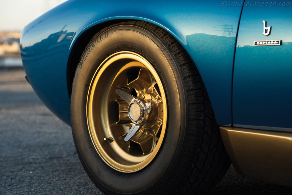 Lamborghini Miura P400 SV