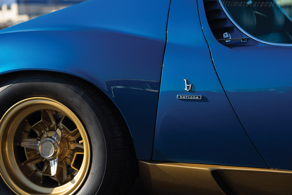 Lamborghini Miura P400 SV