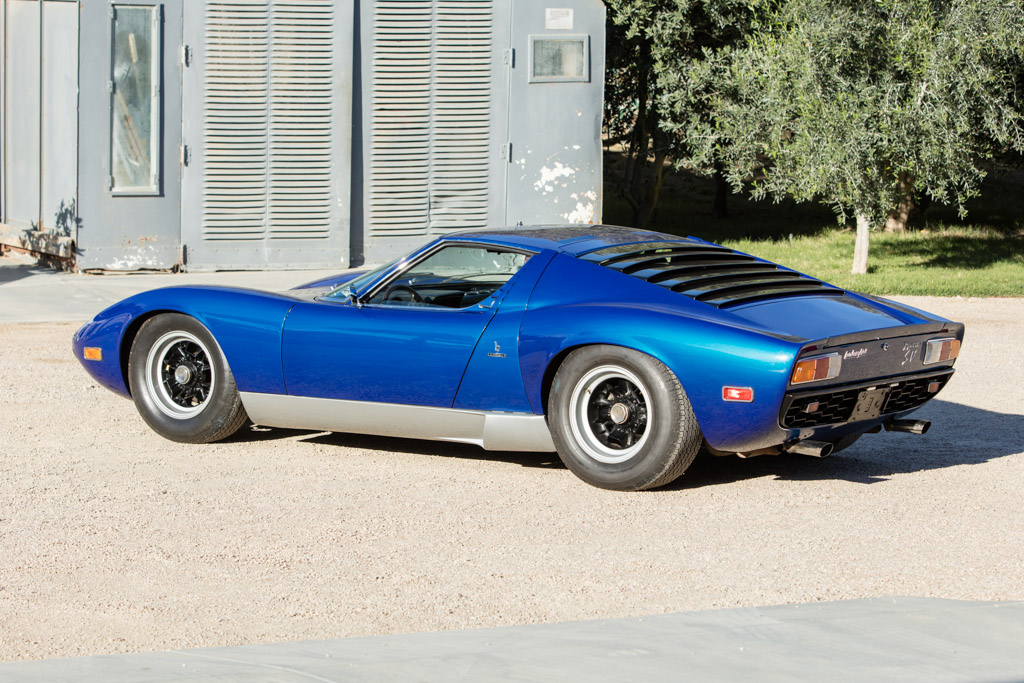 Lamborghini Miura P400 SV