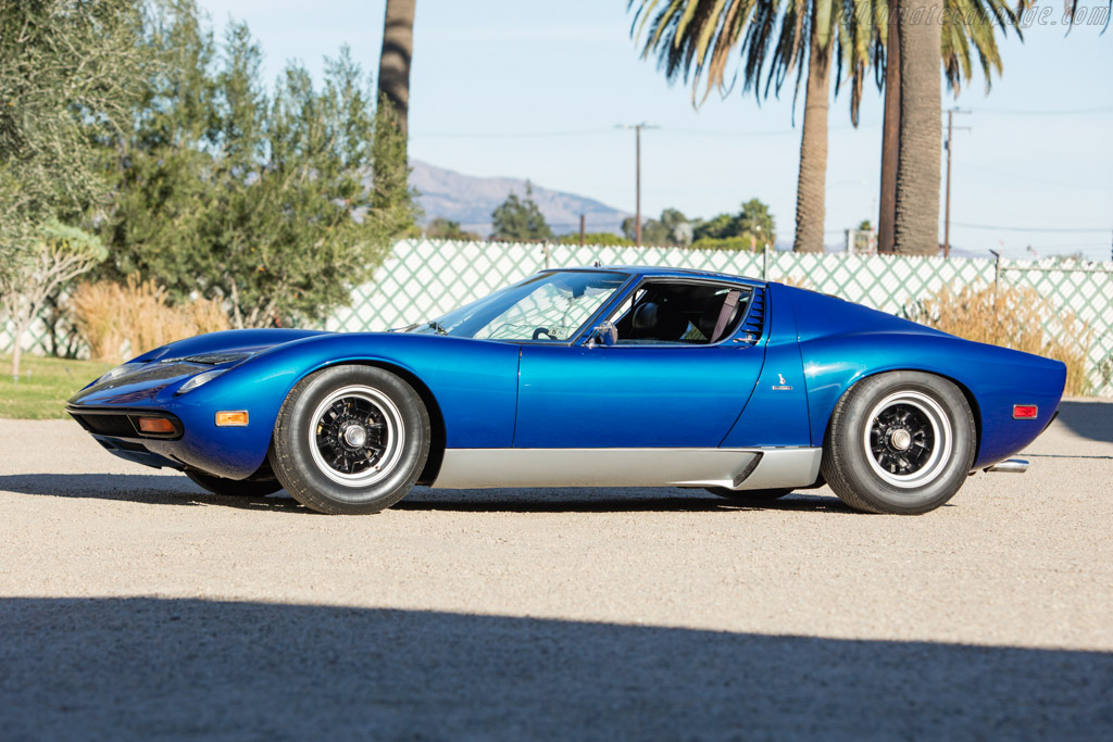 Lamborghini Miura P400 SV