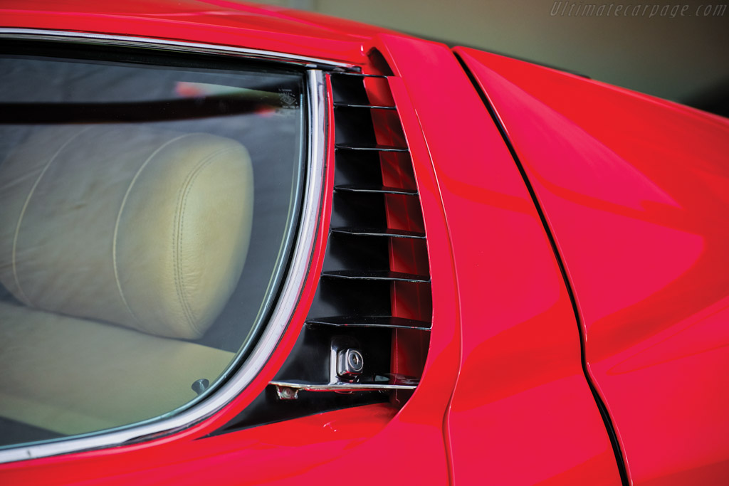 Lamborghini Miura P400 SV