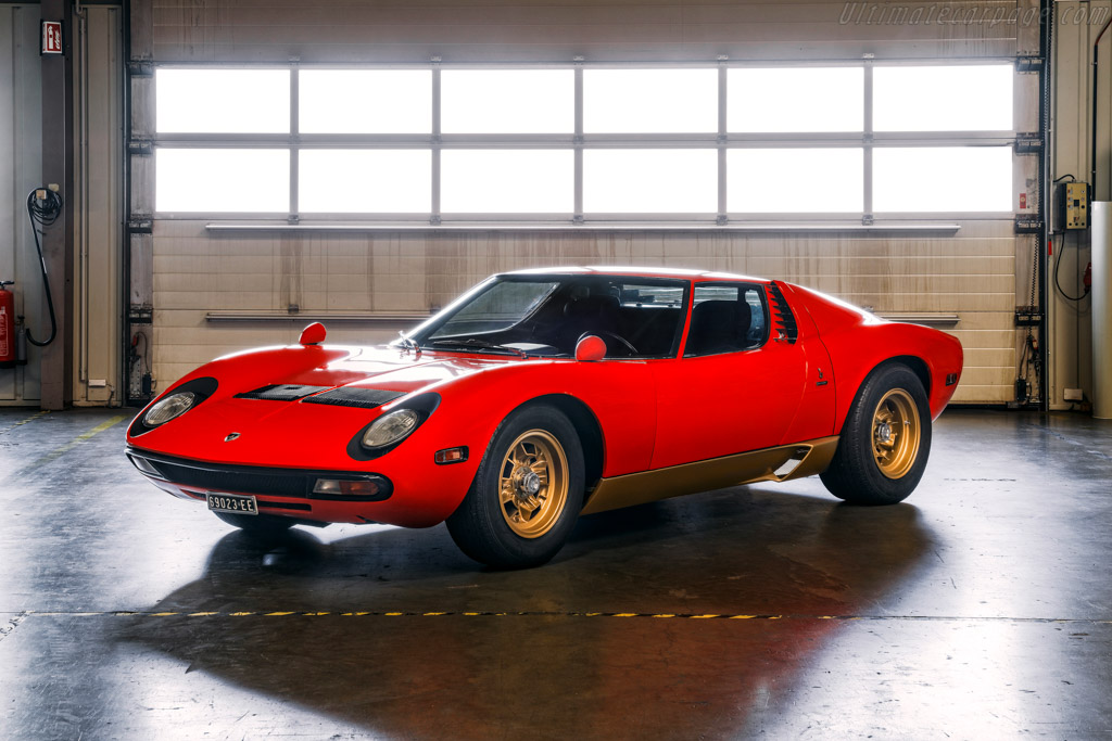 Lamborghini Miura P400 SV