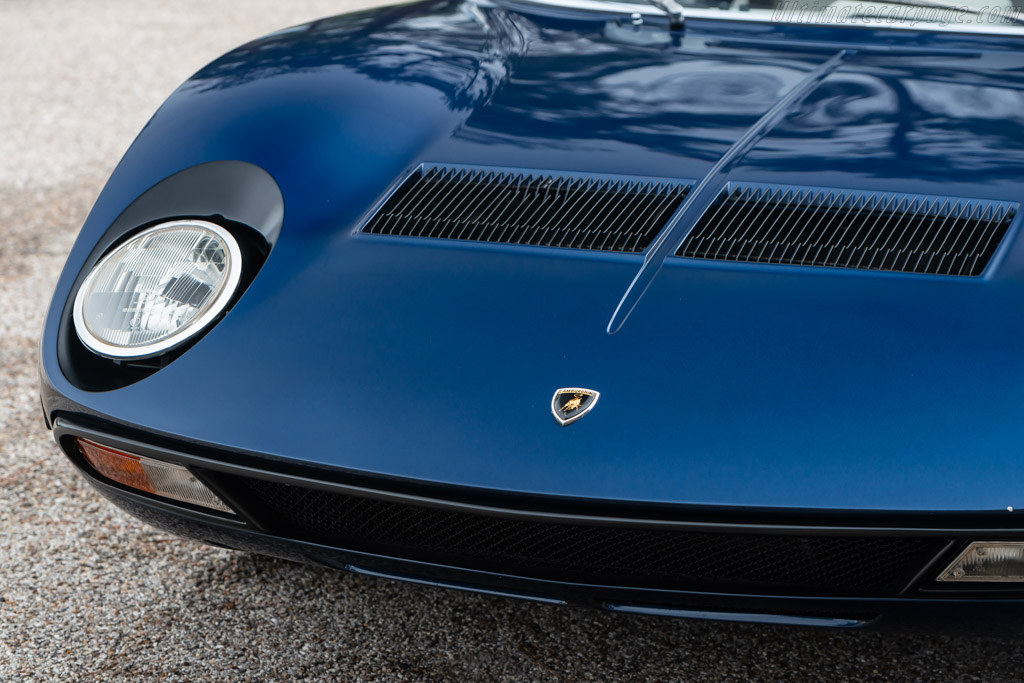 Lamborghini Miura P400 SV