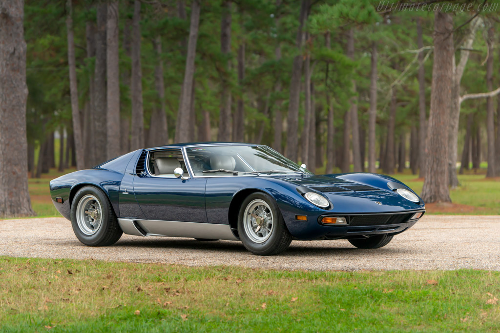 Lamborghini Miura P400 SV