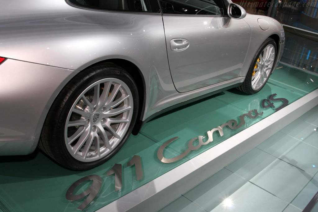 Porsche 997 Carrera 4S   - 2005 Frankfurt Motorshow (IAA)