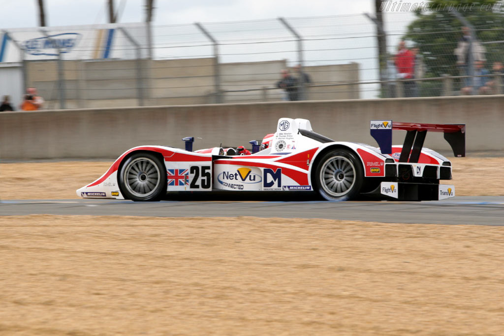 MG Lola EX264 - Chassis: B0540-HU03  - 2005 Le Mans Test