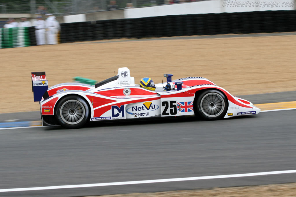 MG Lola EX264 - Chassis: B0540-HU03  - 2005 Le Mans Test