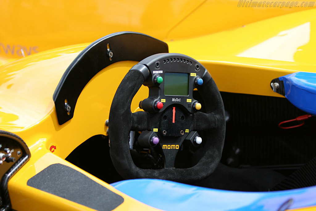Lola B05/40 AER - Chassis: B0540-HU01  - 2005 Le Mans Test