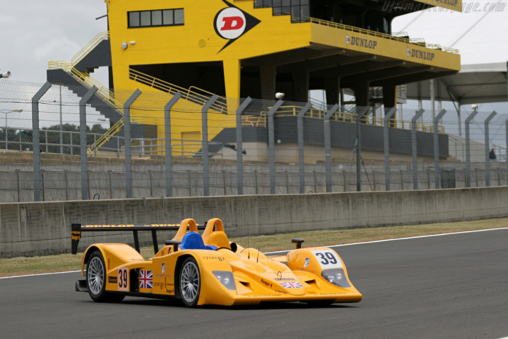 Lola B05/40 AER - Chassis: B0540-HU01  - 2005 Le Mans Test