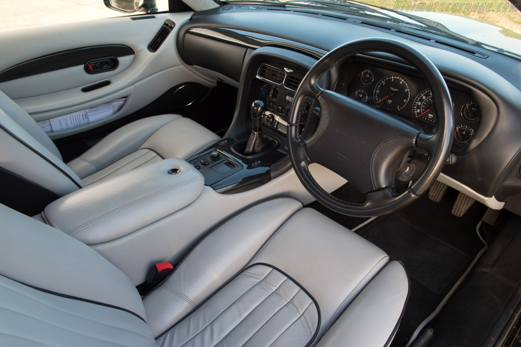 Aston Martin DB7 Coupe