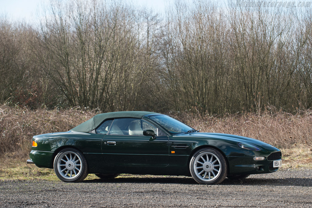 Aston Martin DB7 Volante