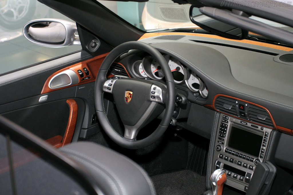 Porsche 997 Carrera 4S Cabriolet