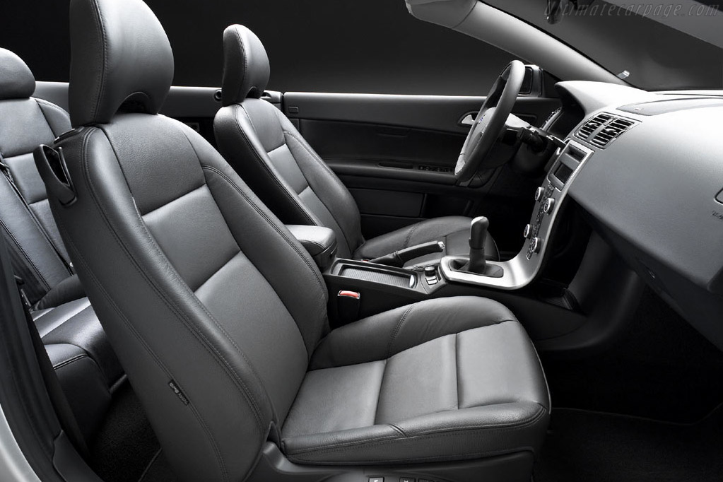 Volvo C70 T5