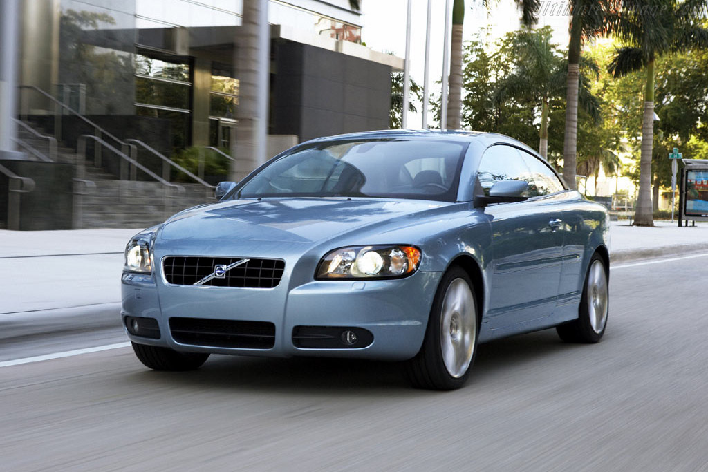 Volvo C70 T5