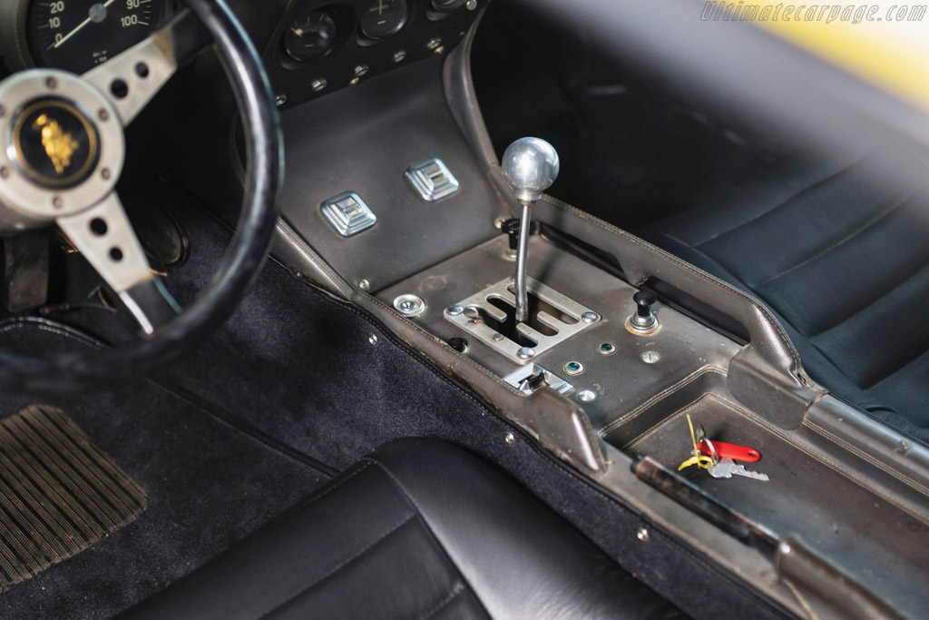 Lamborghini Miura P400