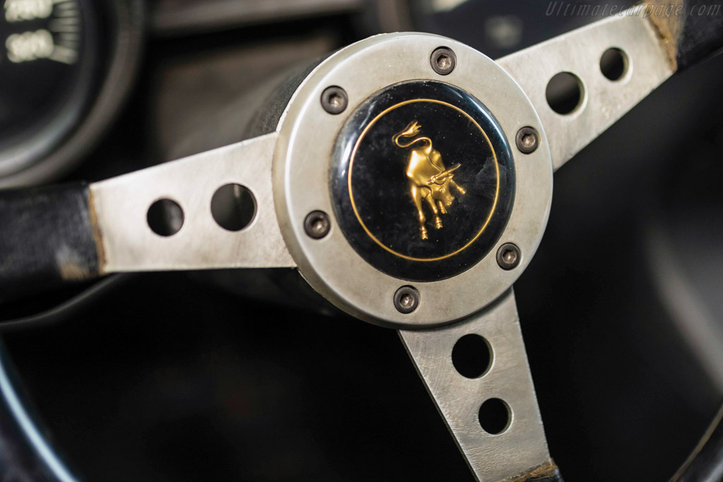 Lamborghini Miura P400