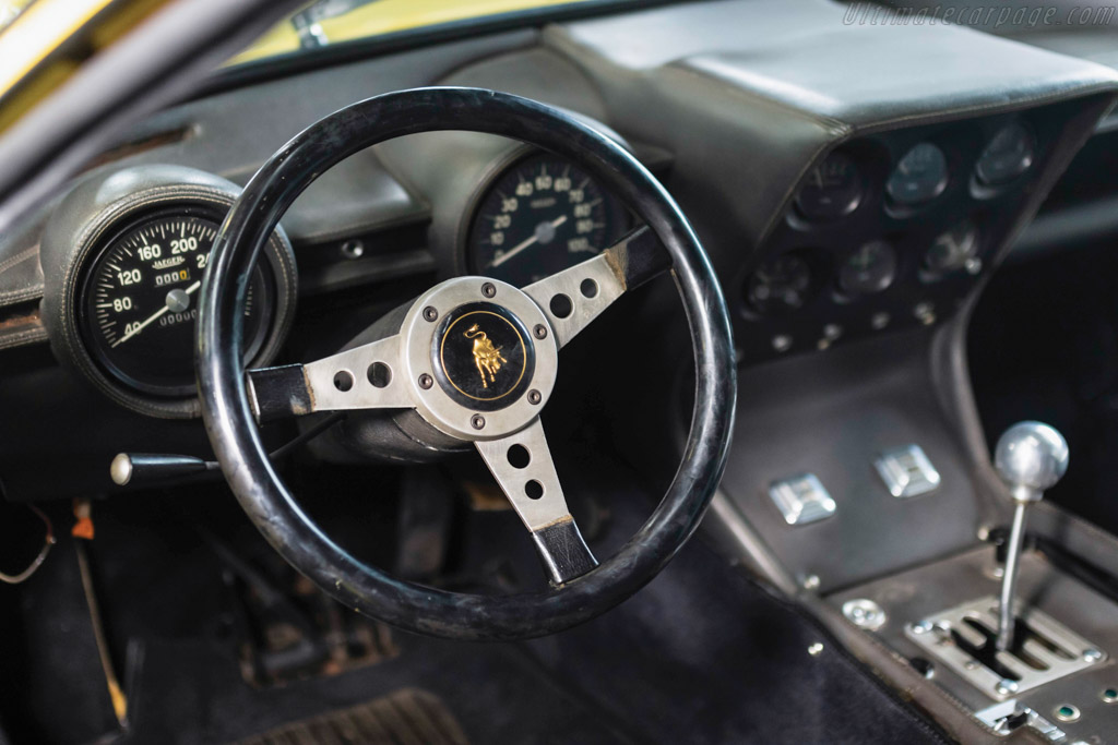 Lamborghini Miura P400