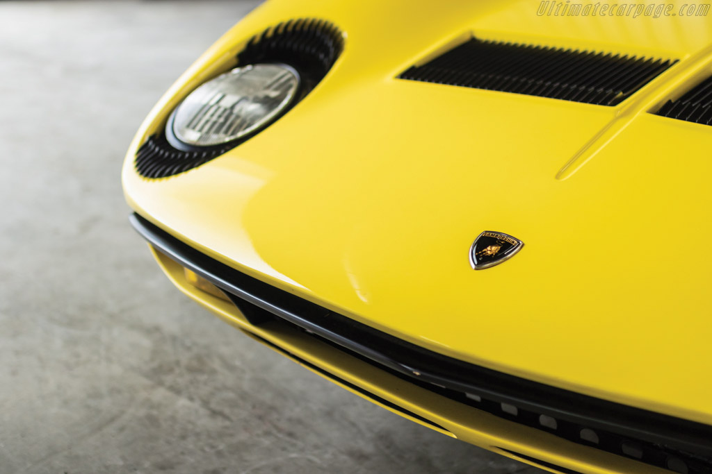 Lamborghini Miura P400