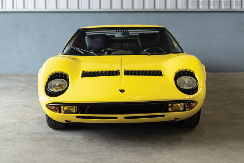 Lamborghini Miura P400