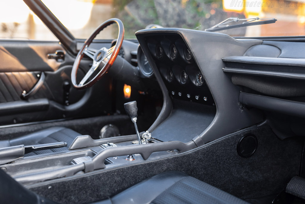 Lamborghini Miura P400