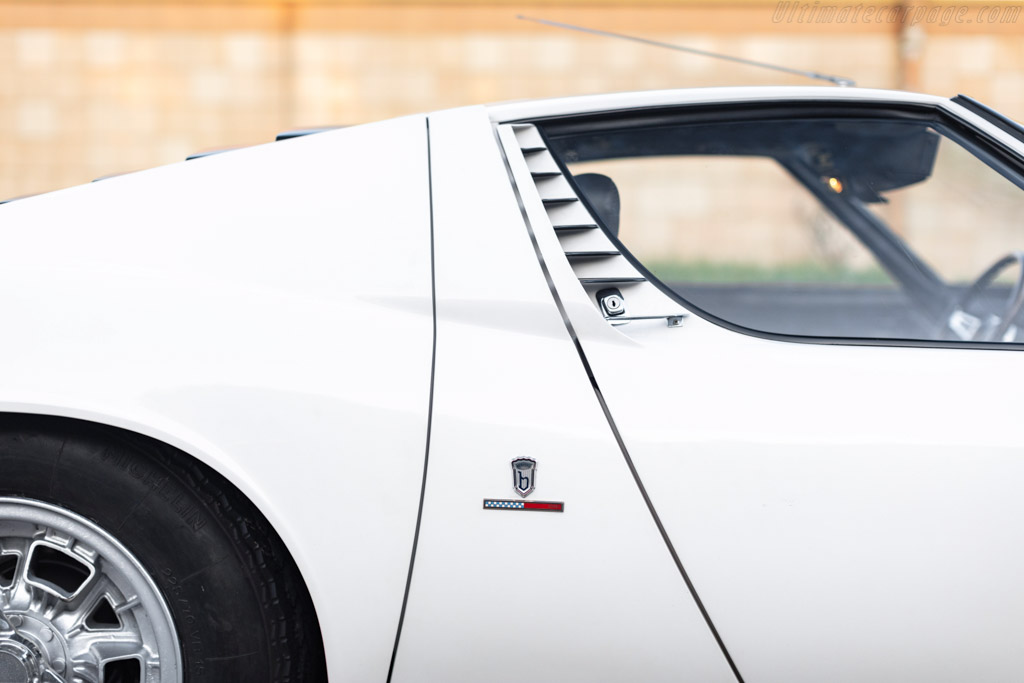 Lamborghini Miura P400