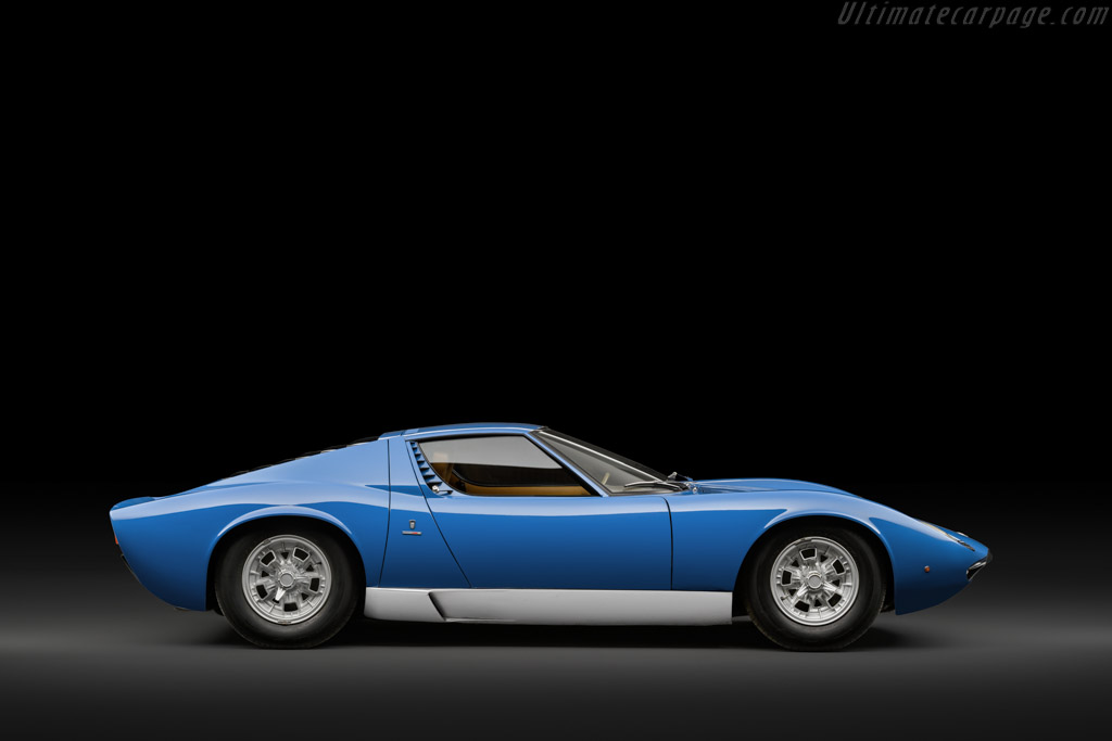Lamborghini Miura P400