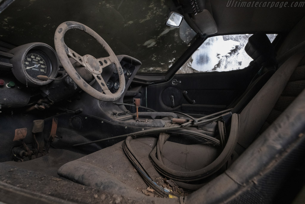 Lamborghini Miura P400