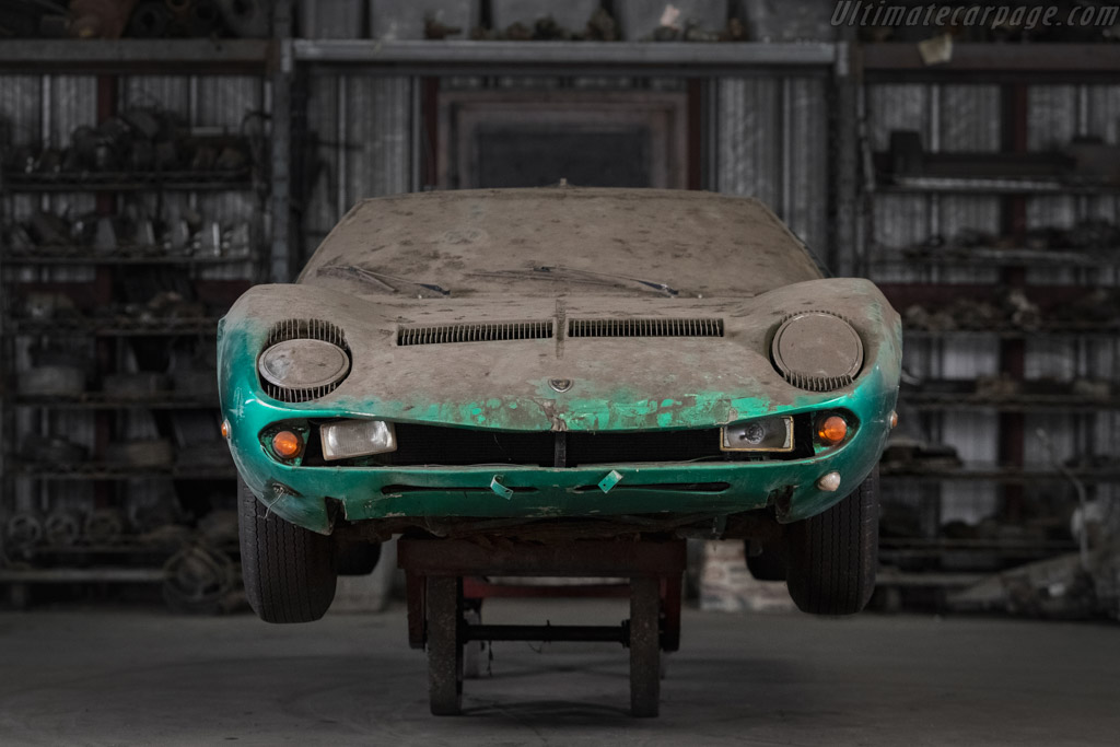 Lamborghini Miura P400