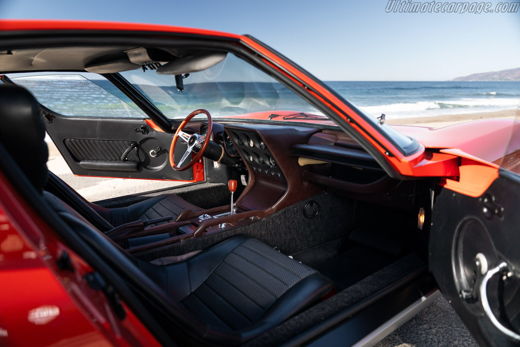 Lamborghini Miura P400