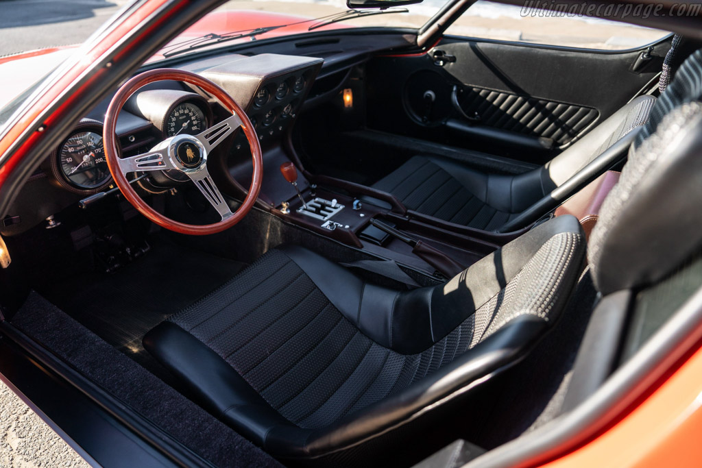 Lamborghini Miura P400