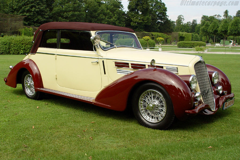 Alfa Romeo 6C 2300 B Castagna Cabriolet - Chassis: 814236  - 2003 European Concours d'Elegance