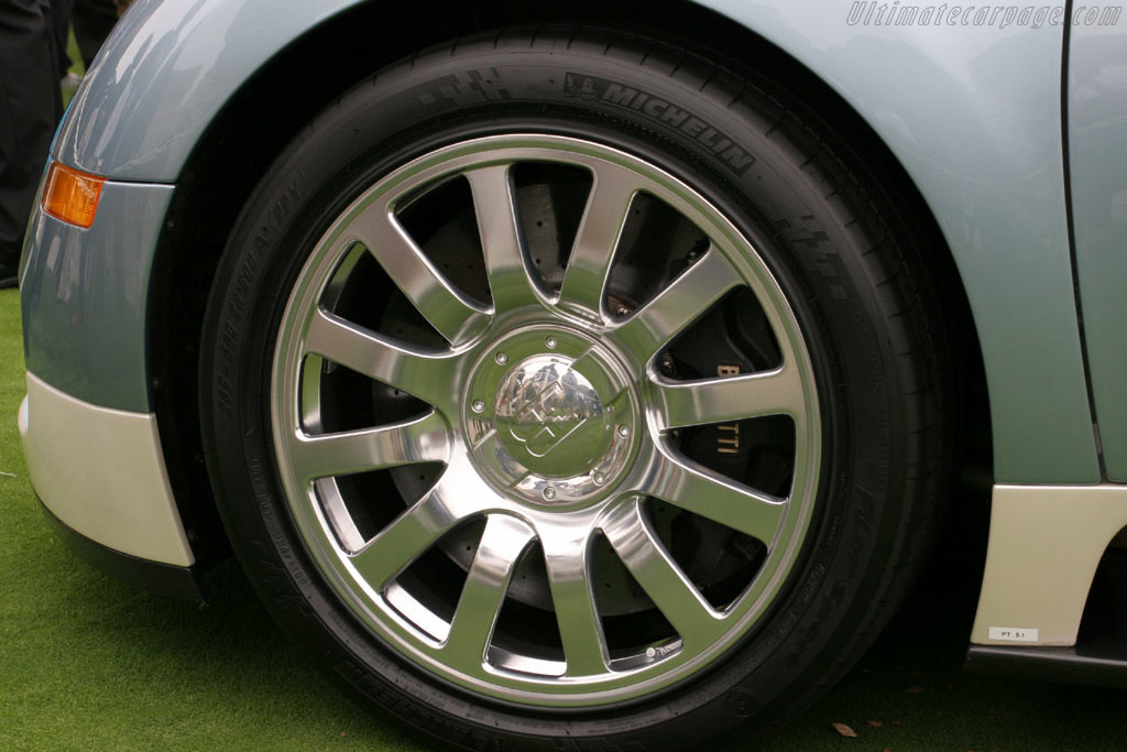 Bugatti Veyron 16.4   - 2005 Pebble Beach Concours d'Elegance