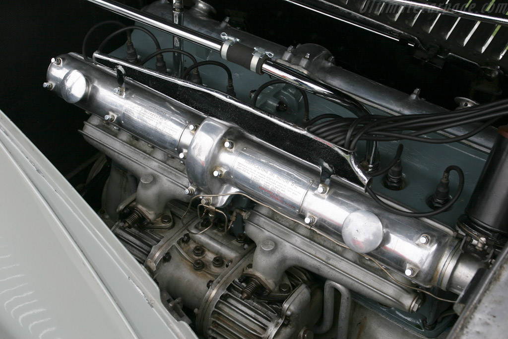 Alfa Romeo 8C 2900B Corto Touring Spider - Chassis: 412018  - 2005 Pebble Beach Concours d'Elegance