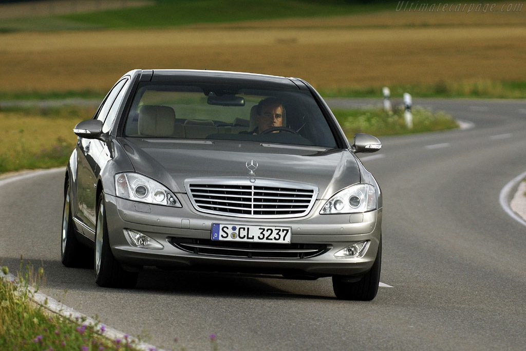 Mercedes-Benz S 600