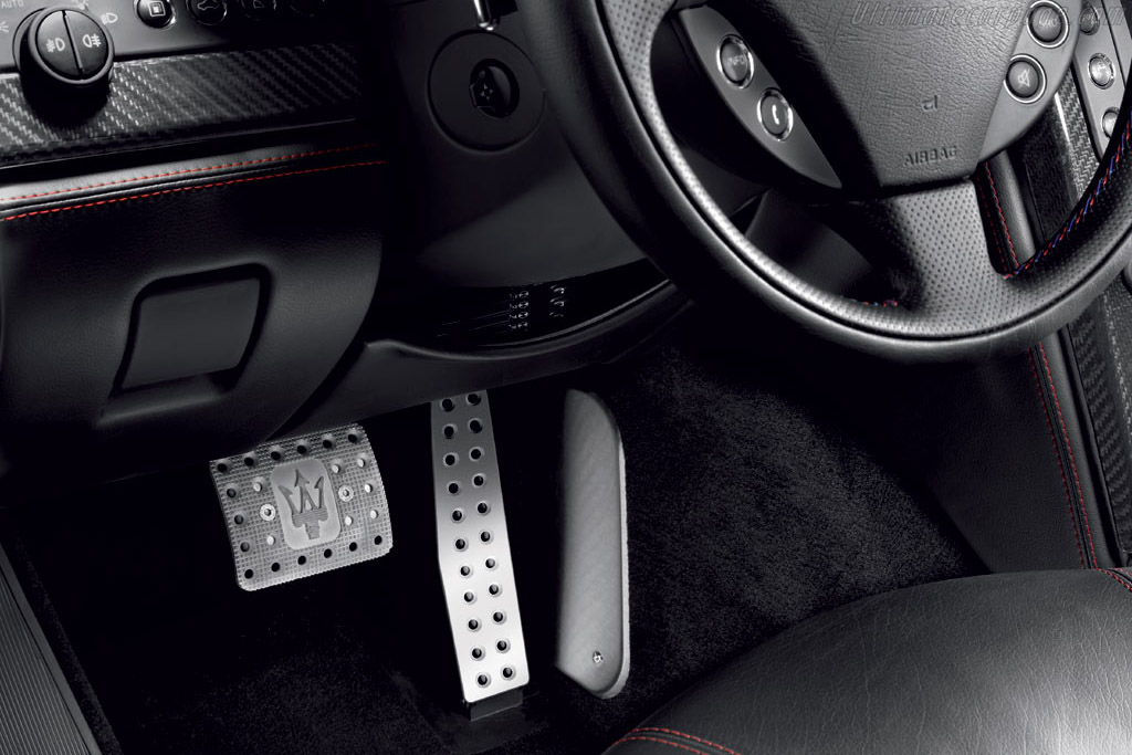 Maserati Quattroporte Sport GT
