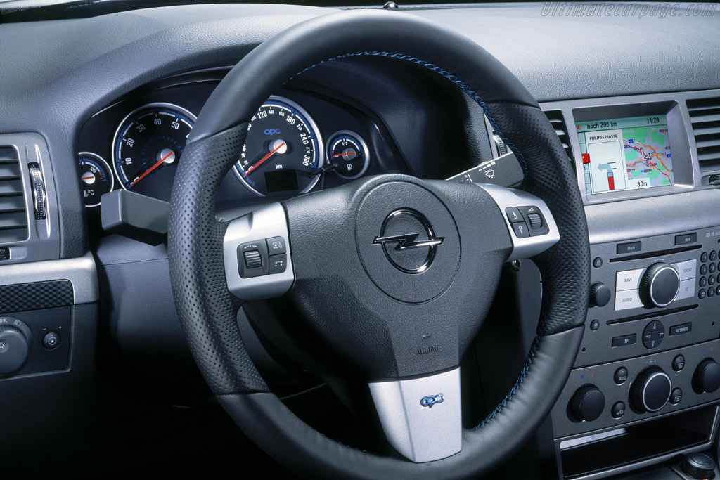 Opel Vectra Caravan OPC